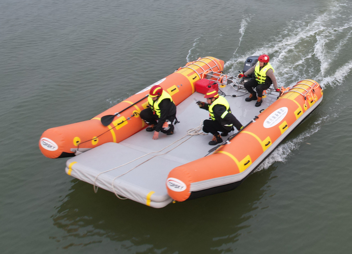 充氣救援運(yùn)輸船 （第2代，輕型+裝配式+60馬力舷外機(jī)）