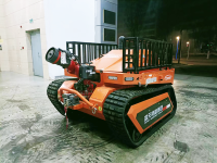 消防滅火機(jī)器人 （第3代，油動(dòng)液壓，帶水帶框）